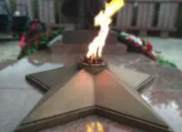 Звезда литье из бронзы (518296) поставка комплект горелка ГВД 379 10 89 00 ПС вечный огонь ø 1100 мм. монолит - в Новомосковске
